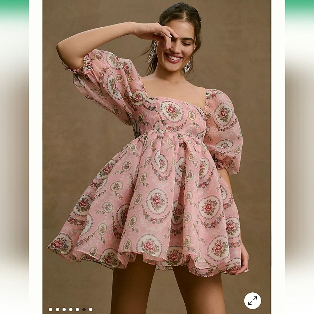 SELKIE - NWT - Rapunzel Puff Dress